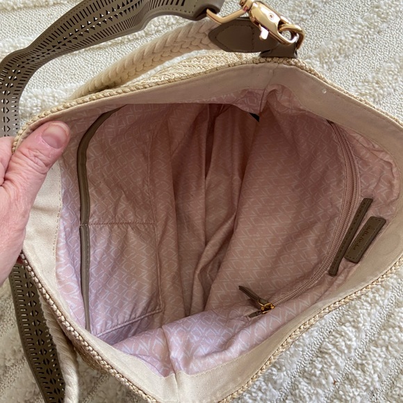 Stella & Dot Ellie Hobo Bag - Picture 7 of 9